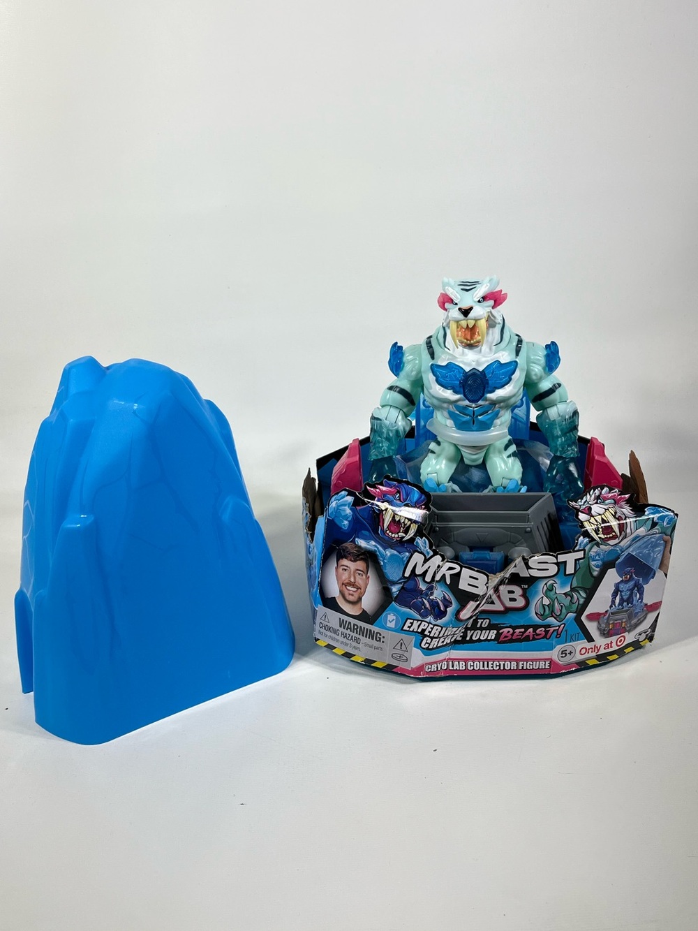 Mr Beast Lab Toy Figure Cryo Lab Collector Figure New Opened Box